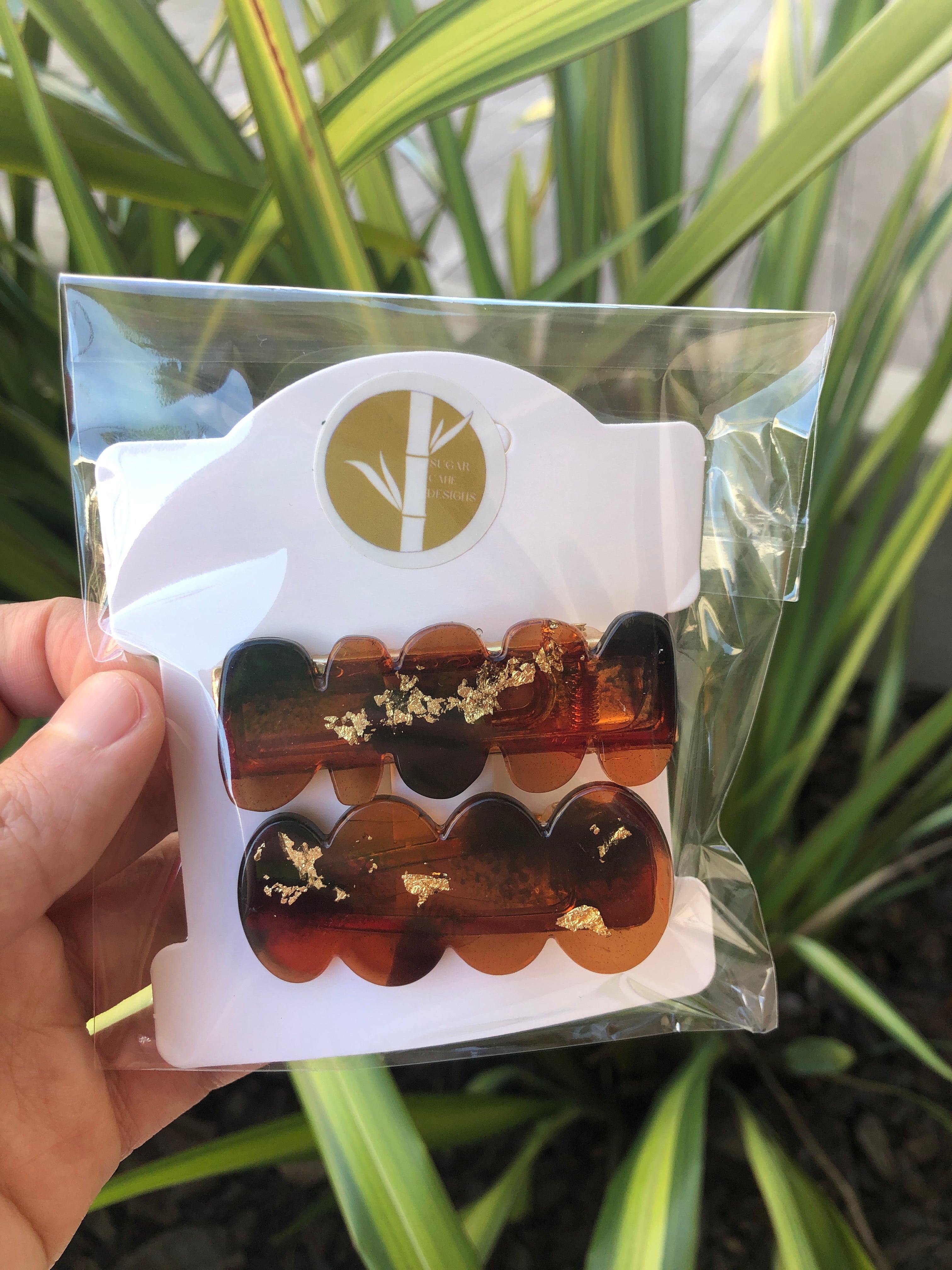 Resin clips