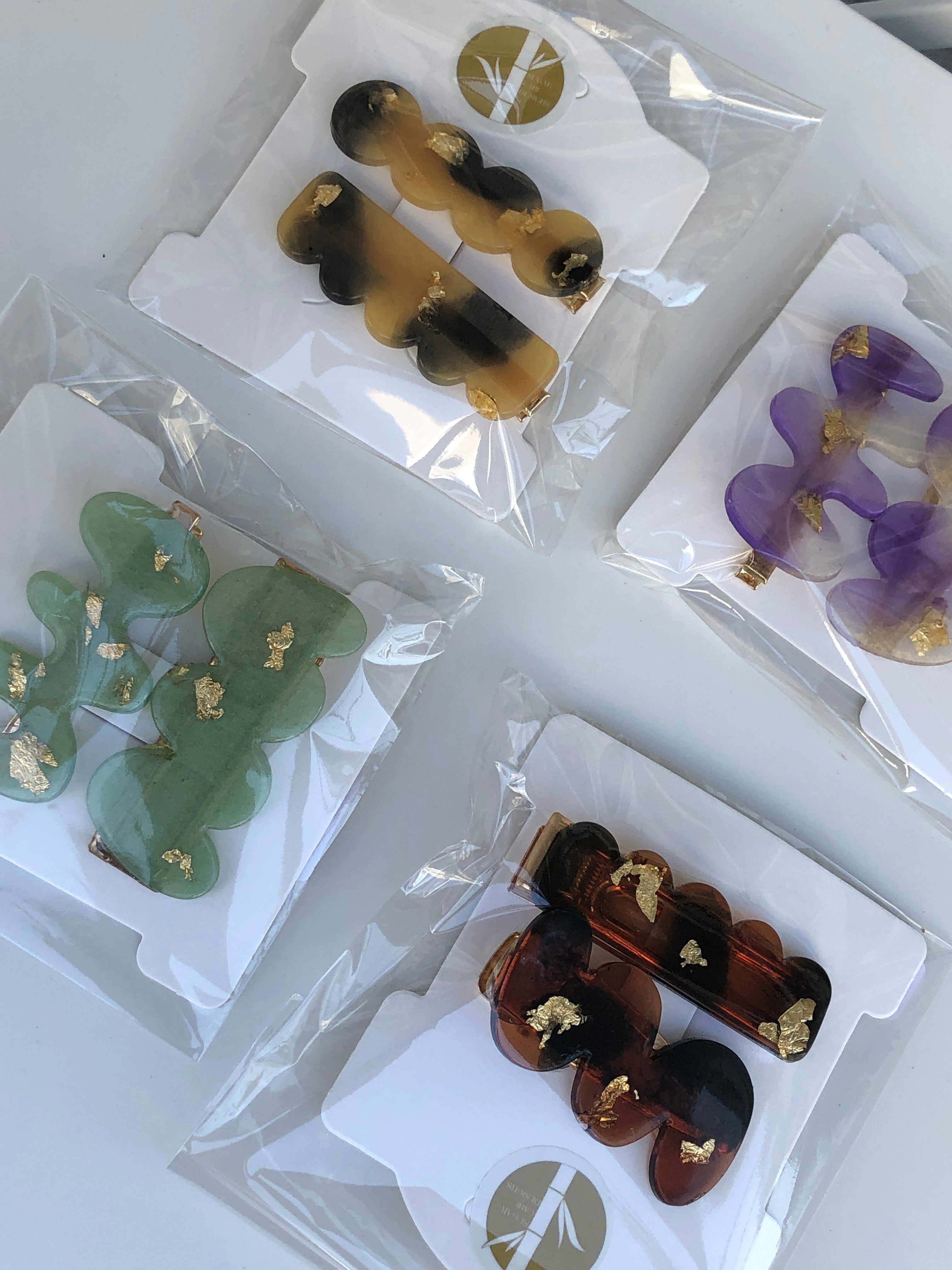 Resin clips