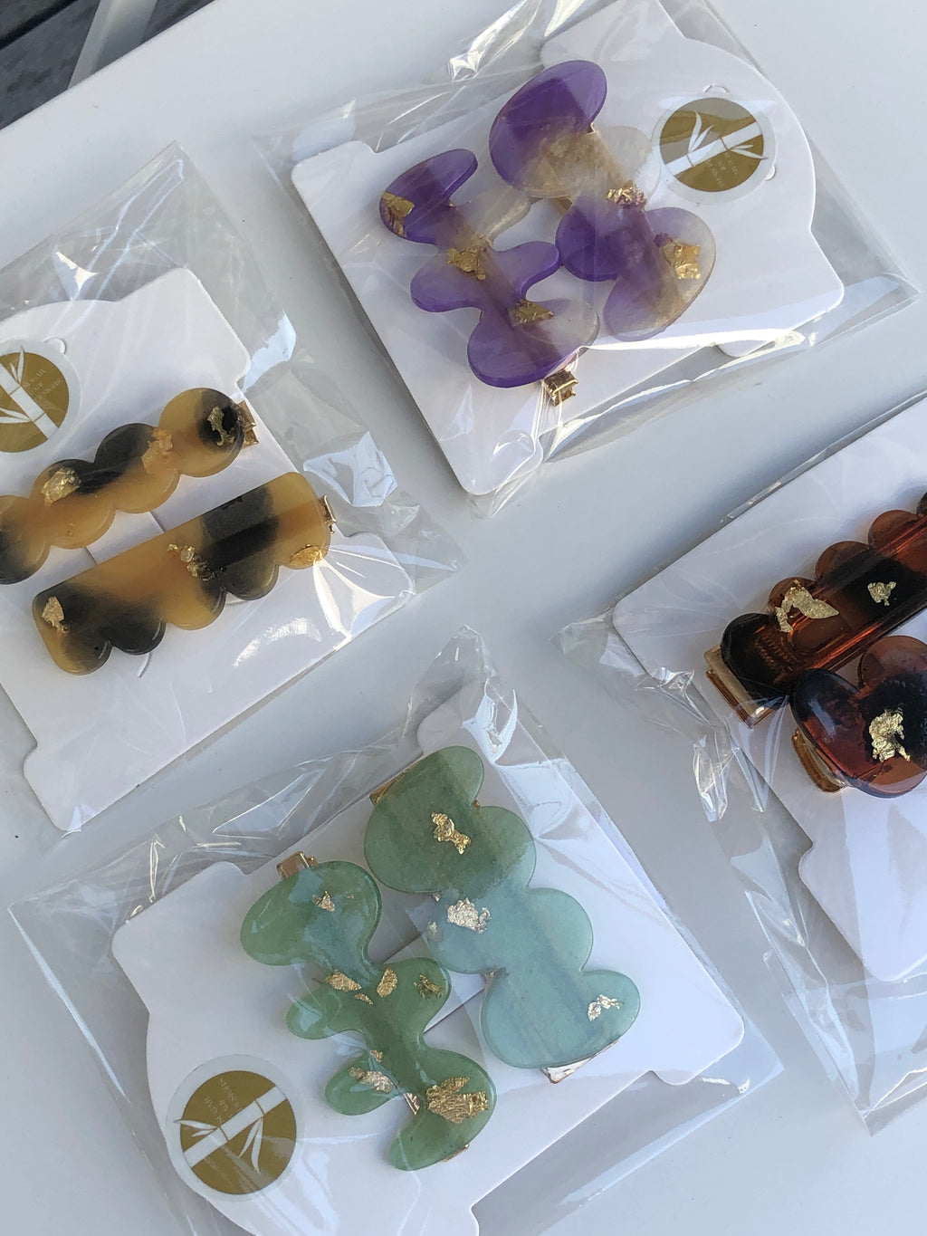 Resin clips